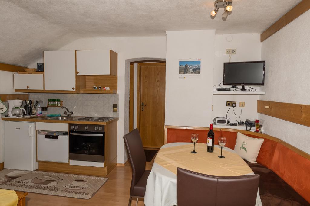 Haus Steinroeschen Apartment Seefeld in Tirol Luaran gambar